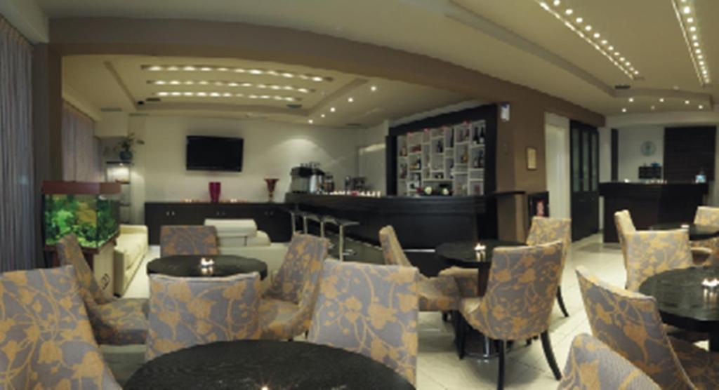 Ceragio Hotel & Apartments Tripoli Extérieur photo