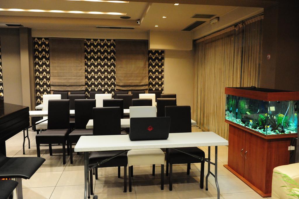 Ceragio Hotel & Apartments Tripoli Extérieur photo